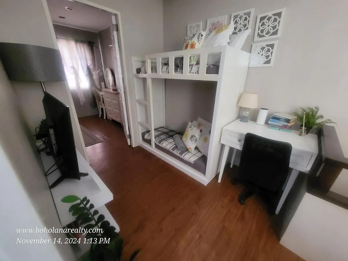 DauisCozy & Complete 2-Floors Panglao, 2-Wifi, 5 Bedsアパートメント 0*, Dauis フィリピン