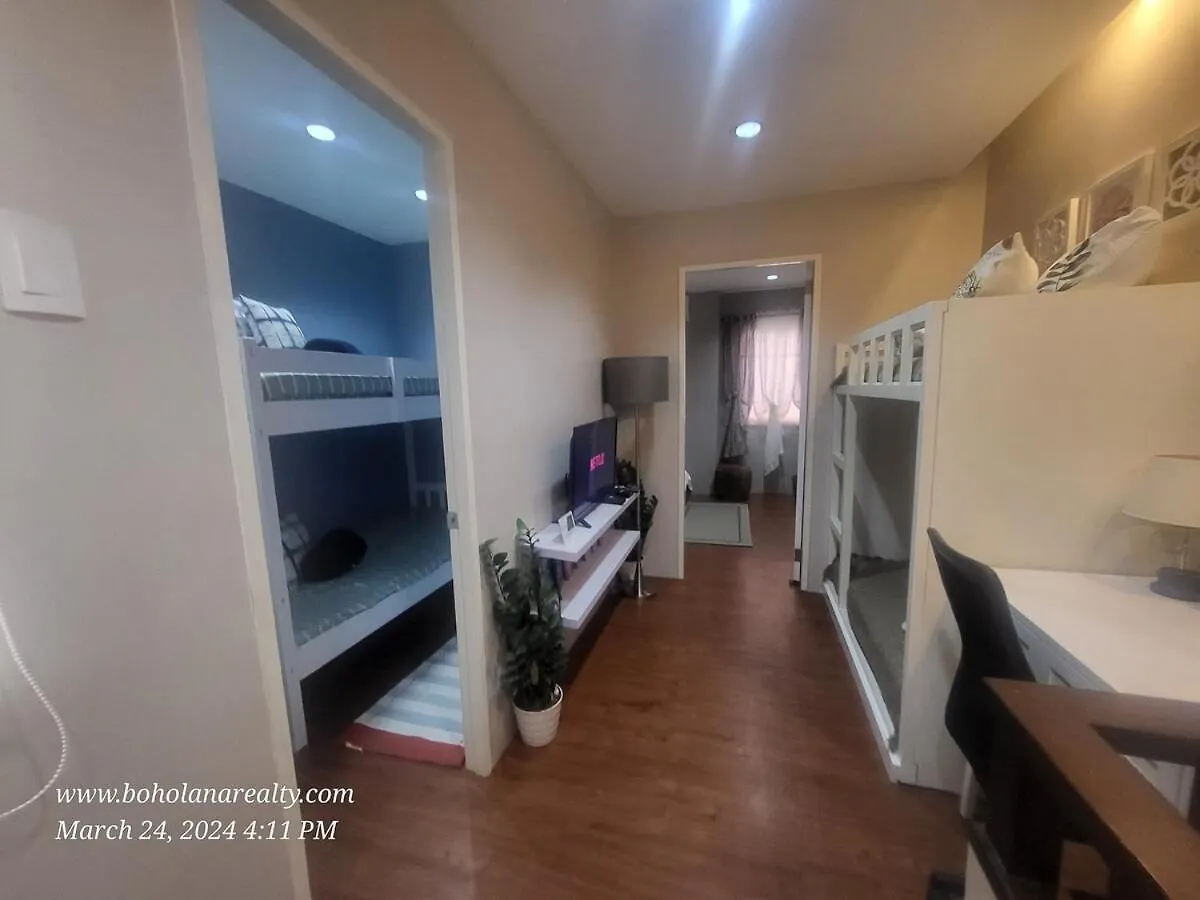 アパート DauisCozy & Complete 2-Floors Panglao, 2-Wifi, 5 Bedsアパートメント