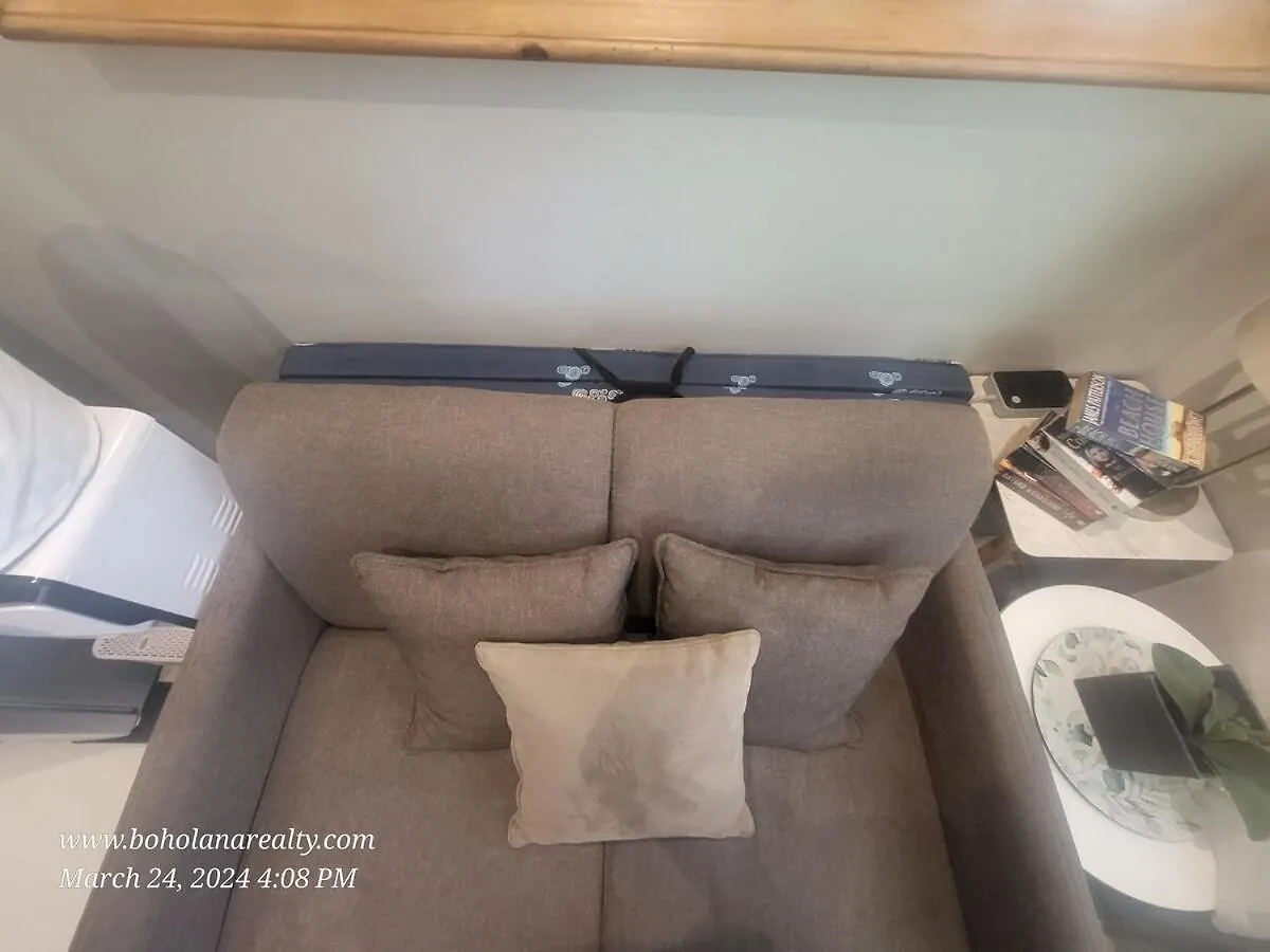Cozy & Complete 2-Floors Panglao, 2-Wifi, 5 Beds Apartment Dauis Philippines