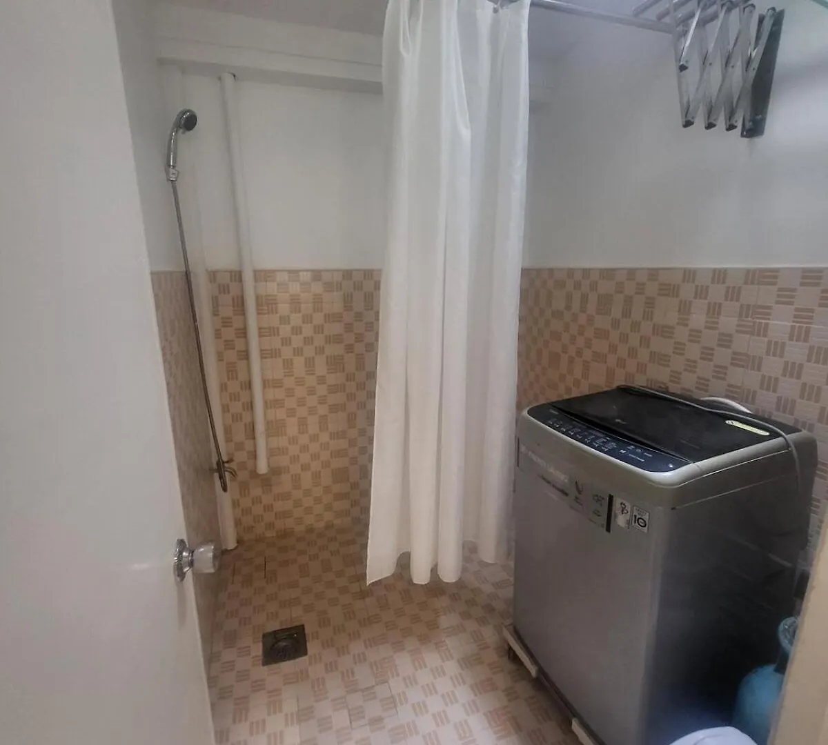 Cozy & Complete 2-Floors Panglao, 2-Wifi, 5 Beds Apartment Dauis