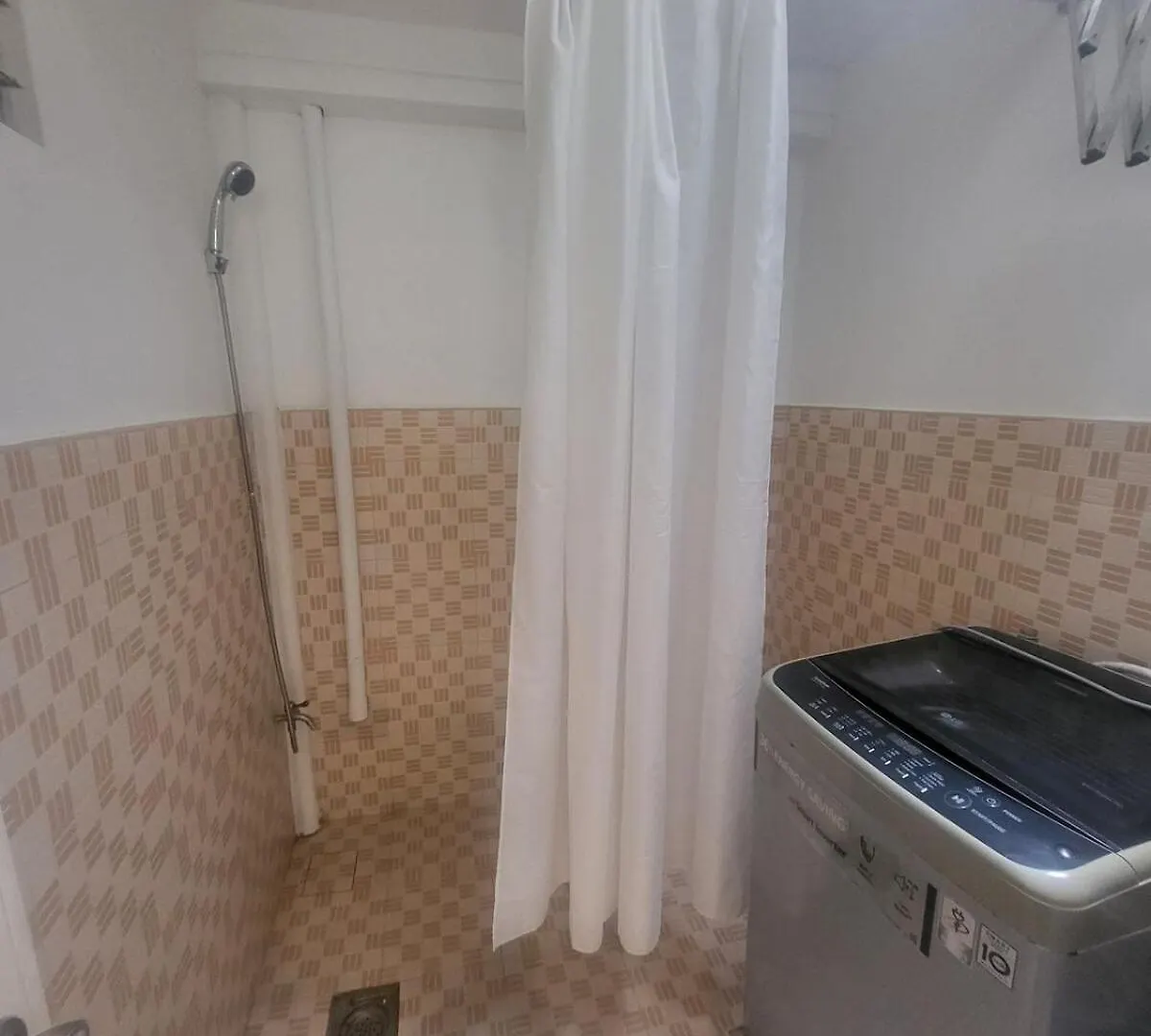 Cozy & Complete 2-Floors Panglao, 2-Wifi, 5 Beds Apartment Dauis